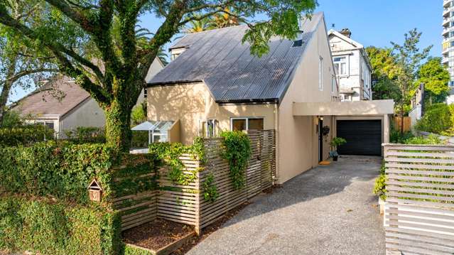 Affordable Living in Exclusive Suburb!