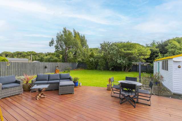 19 Spackman Crescent Paraparaumu_1