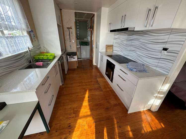 20 Clayton Avenue Otara_5