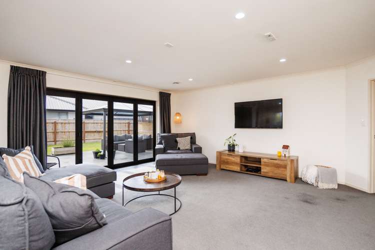 17 Daniel Place Kelvin Grove_10