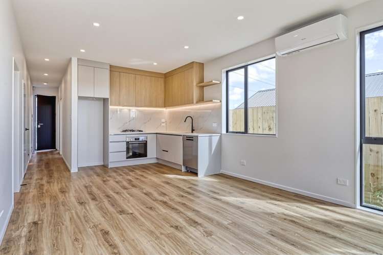 20 Papai Lane Massey_11