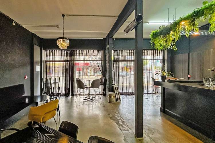 10-12 Broadway Papakura_9