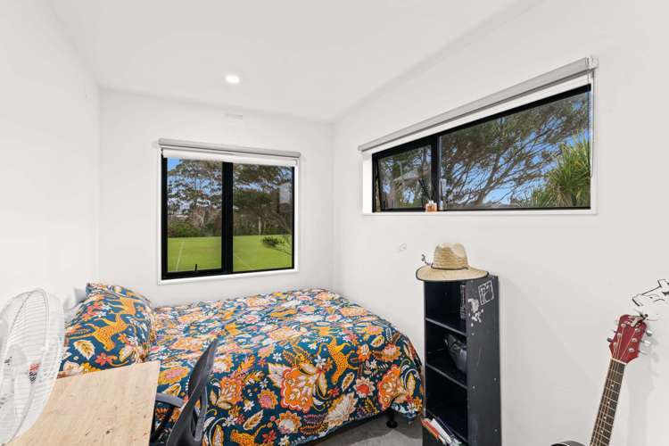 15C Arney Road Ranui_11