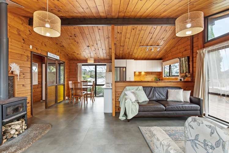 4 Parrs Cross Road Henderson_3