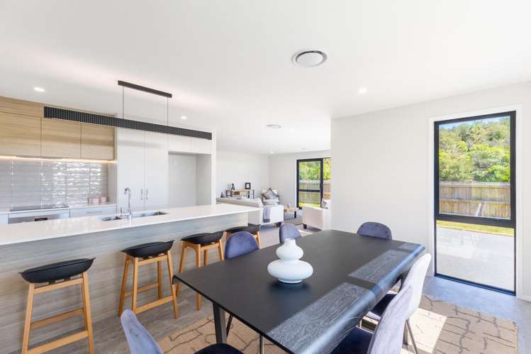 100 Waipunahau Road Waikanae_5