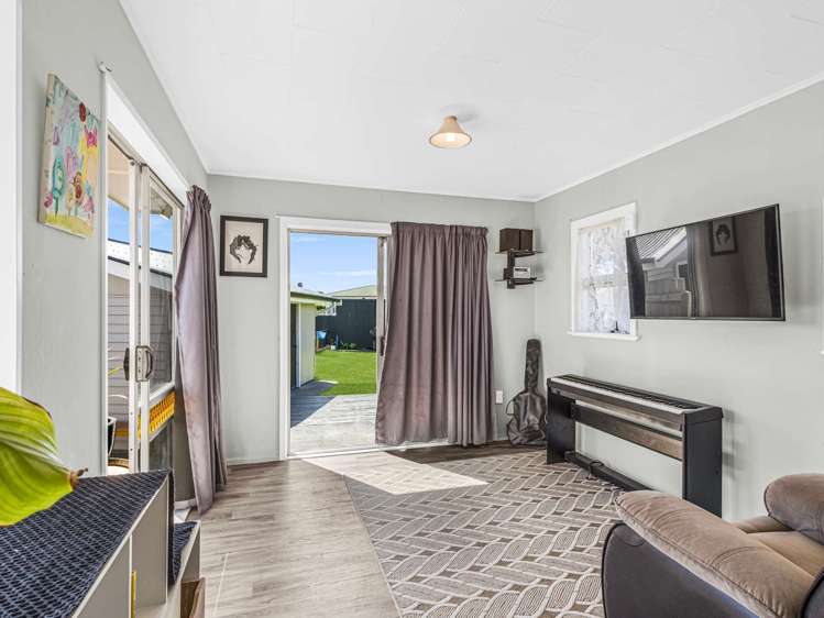 12 Hitchings Avenue Onekawa_21