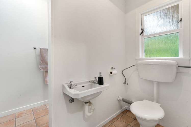 71 Oriel Avenue Tawa_21