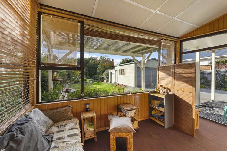 42 Gaine Street New Plymouth Central_17