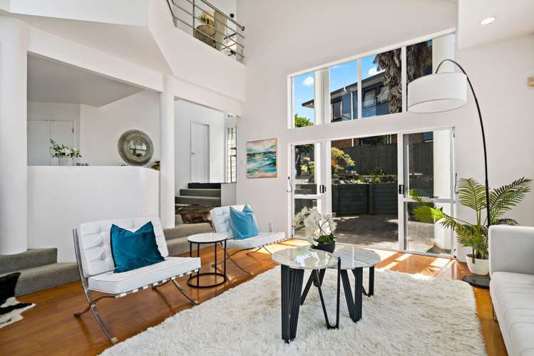 2/62 Simmental Crescent Somerville_11