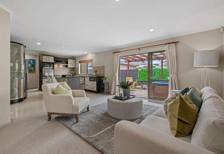 22 Mandival Avenue Flat Bush_4