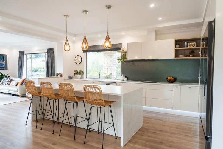 28 Churchill Drive_4