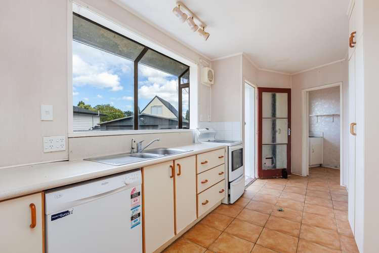 16 Brightwell Street Papakura_9