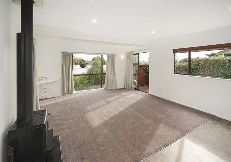 2/100 Cambria Street The Wood_14