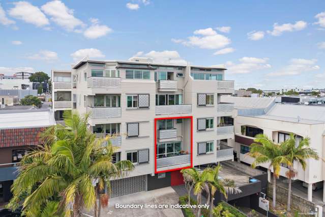 1b/44 Aitken Terrace Kingsland_4