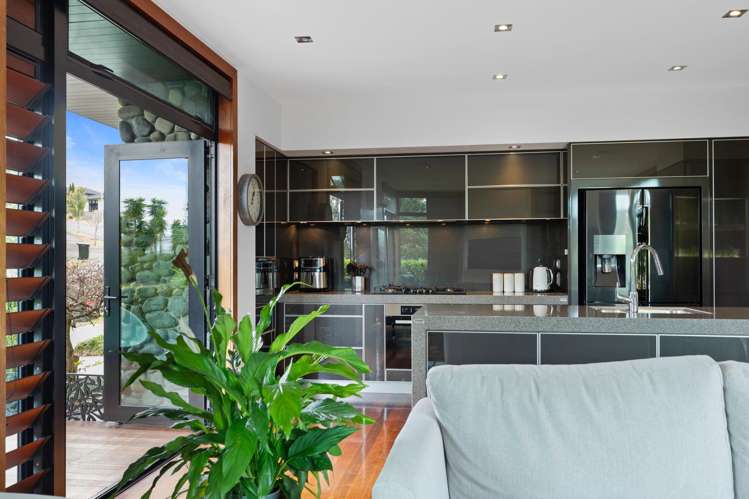 2 Caldera Close Pyes Pa_24