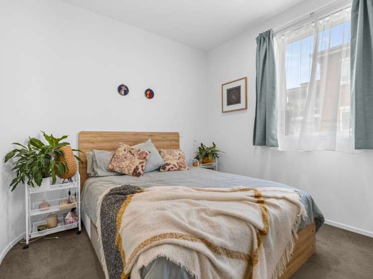 302/1a Soljak Place_2