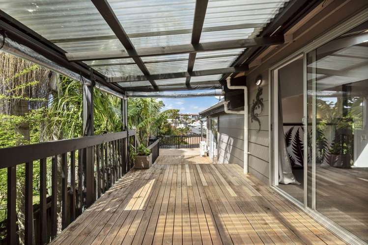 2/25 Matai Road Stanmore Bay_9