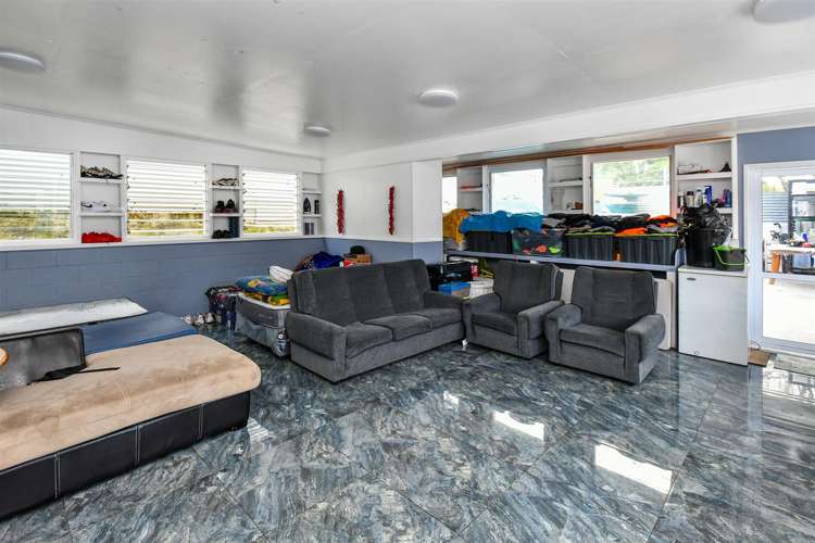 29 Beaumonts Way Manurewa_17