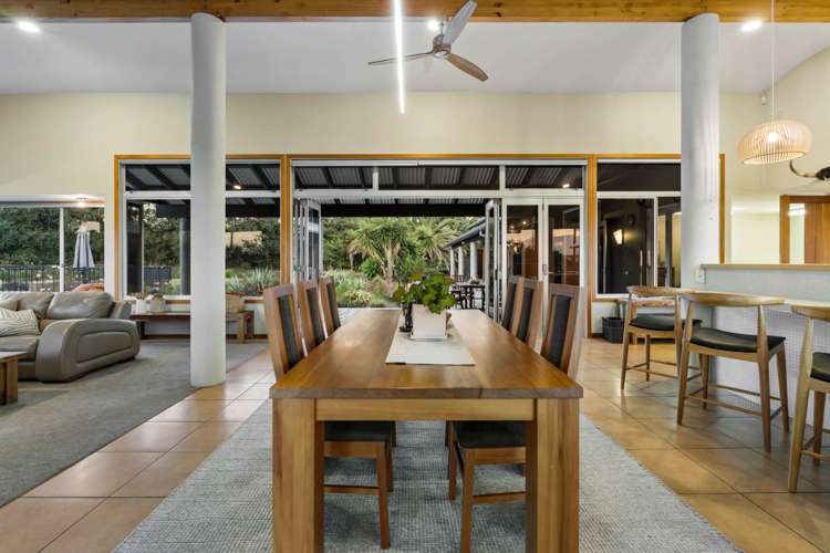 1963 Great South Road Bombay_12