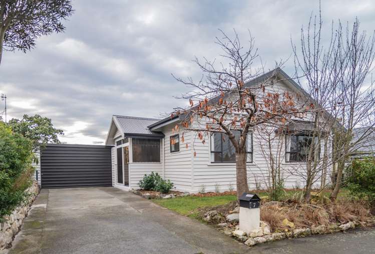 7 Maltby Avenue West End_17