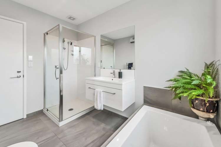 7 Longcot Drive Rolleston_17