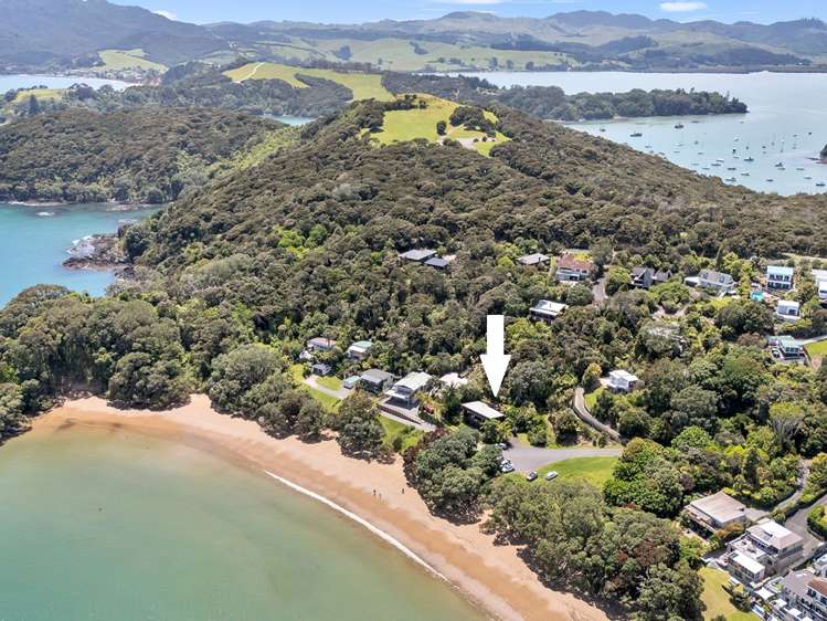 23 Kotare Drive Coopers Beach_24