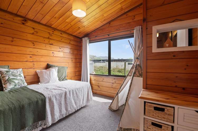 24A Barnard Road Fairy Springs_6