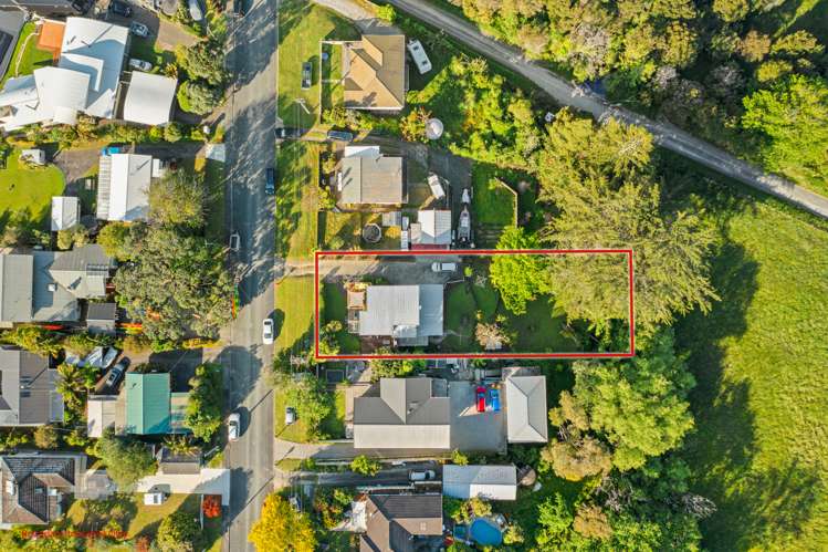 16 Okura River Road Okura_24