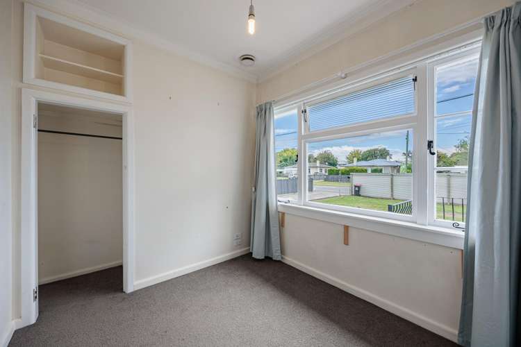 1005 Oliphant Road Raureka_16