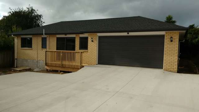 Charming 2/3BR Home in Howick
