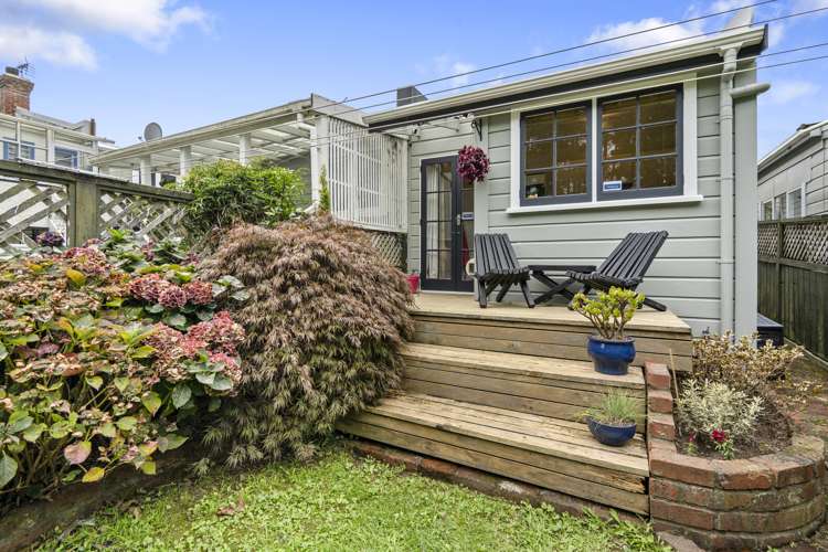 8 Royal Street Berhampore_15