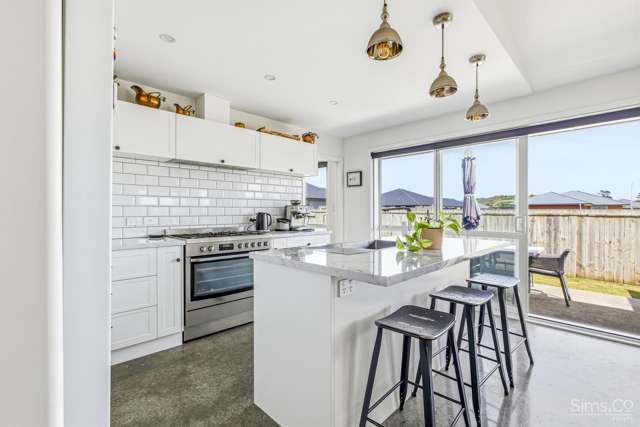 9 Simon Street Tawhero_4