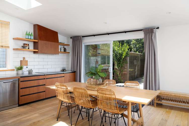 60 Oxford Street Lyttelton_8