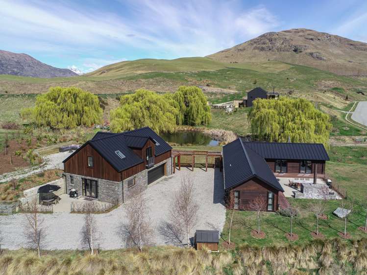 82 Threepwood Road Dalefield/Wakatipu Basin_24