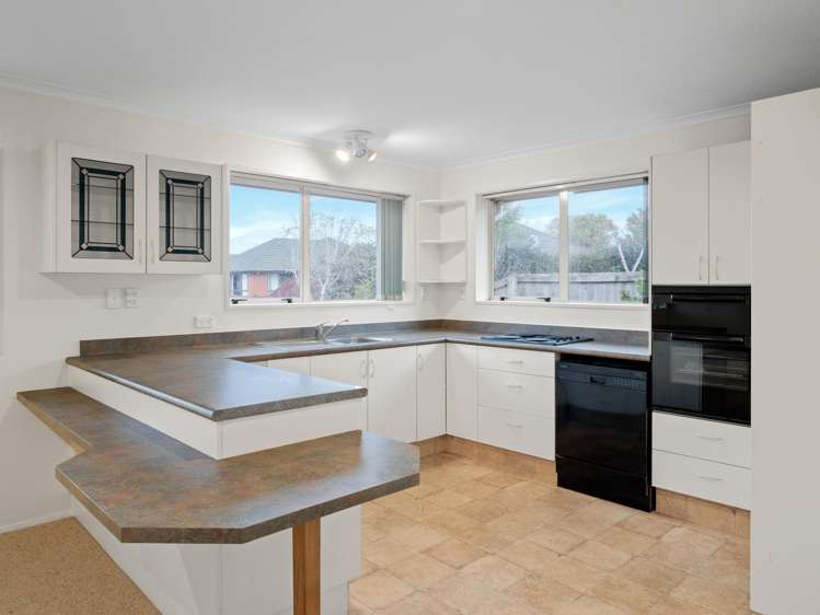 4 Netherby Lane Shirley_8