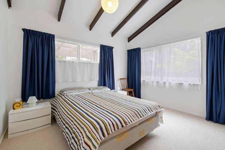 93 The Avenue Lucas Heights_17