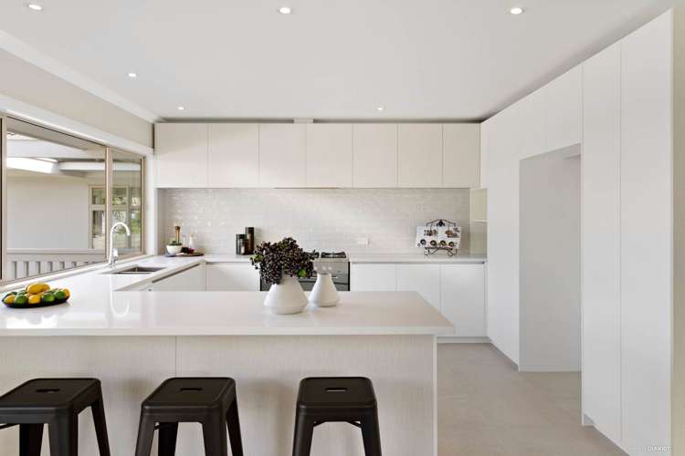 34 Beauvoir Avenue Matakatia_3