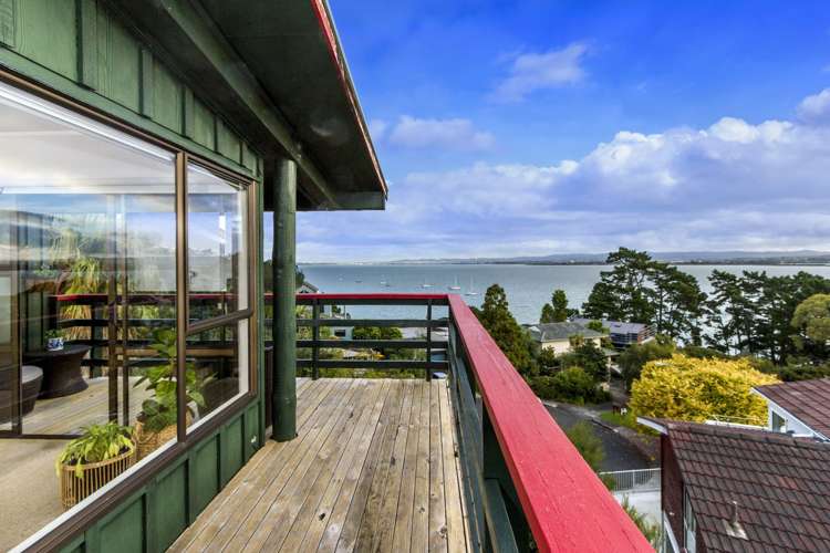 81 Rosecamp Road Beach Haven_23