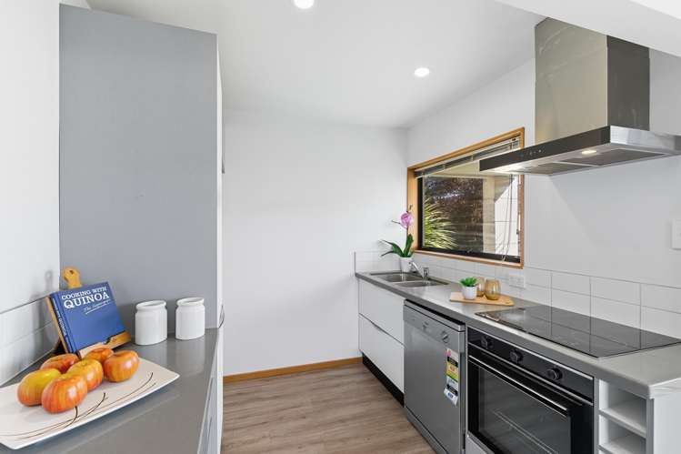 1/4 Broadbent Street Riccarton_10