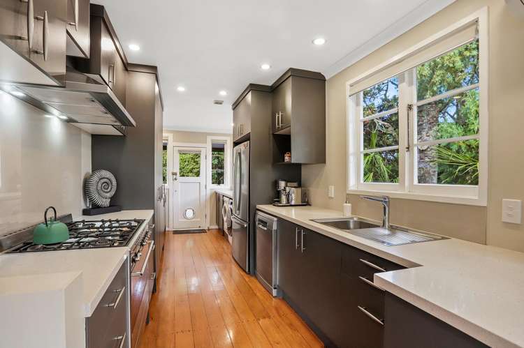 40 Huia Road Titirangi_10