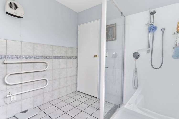 1/90 Gloria Avenue Te Atatu Peninsula_15