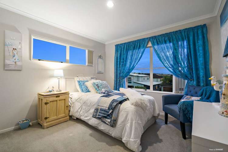 13 Seresin Crescent Flat Bush_14