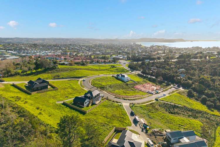 32 Awanui Road Red Beach_7