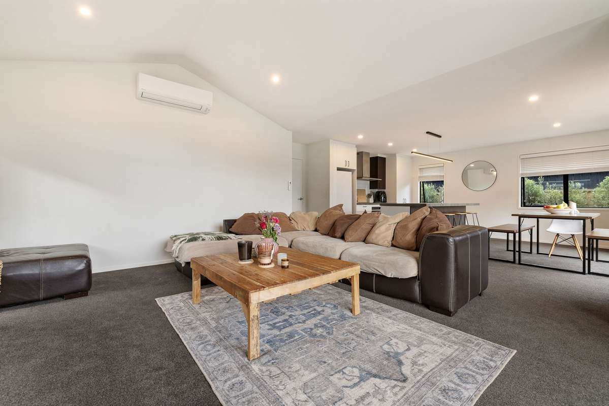 17 Cheviot Street, Hanley's Farm_4