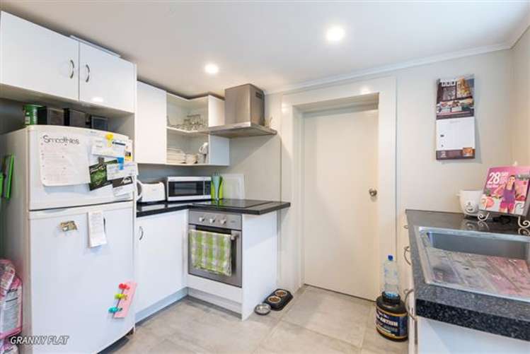 44 Bayview Road Browns Bay_15