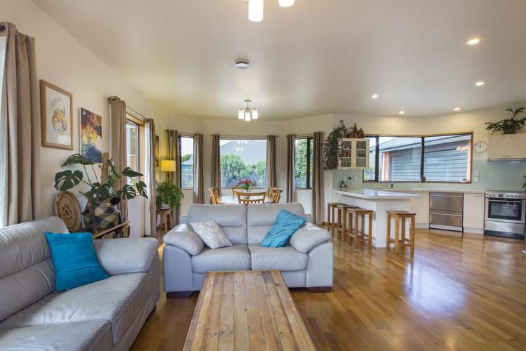 37 Thornlea Place Halswell_2