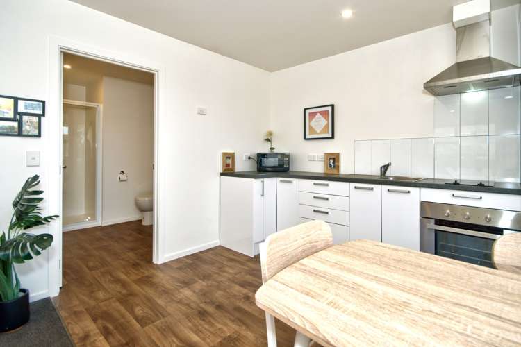 6 Cheltenham Road Lower Shotover_17