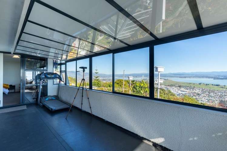 328 Princes Drive Britannia Heights_14