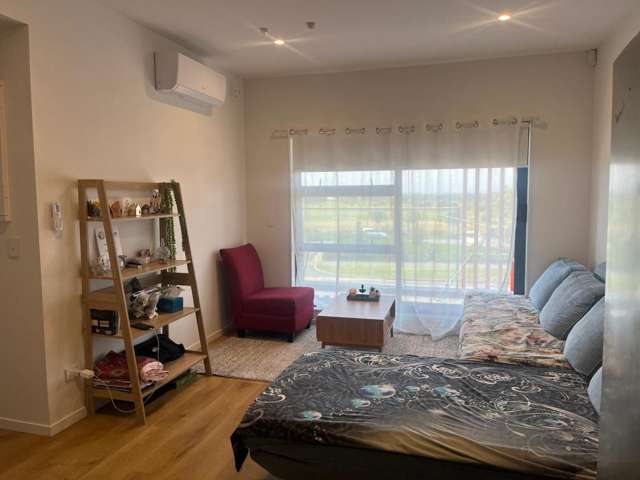 Flat Bush, 2 Bedrooms