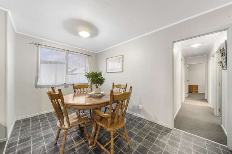 2/8 Martha Lane Manurewa_6